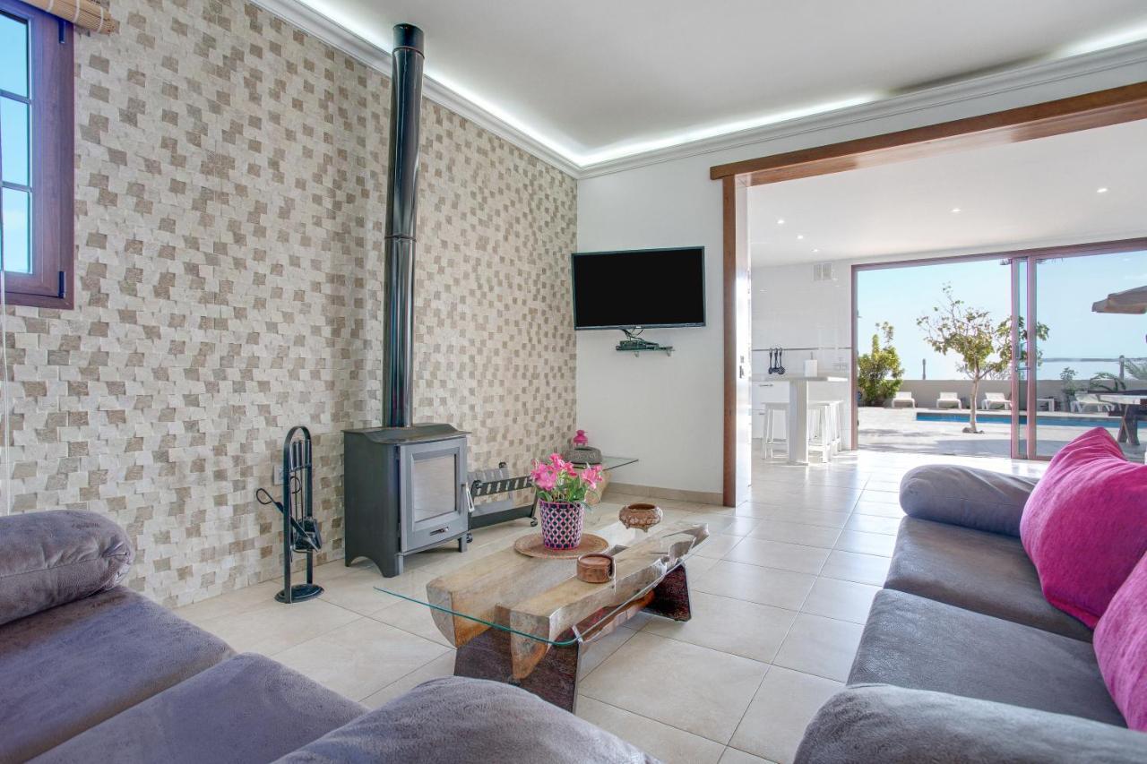 Villa Santana Conil ภายนอก รูปภาพ