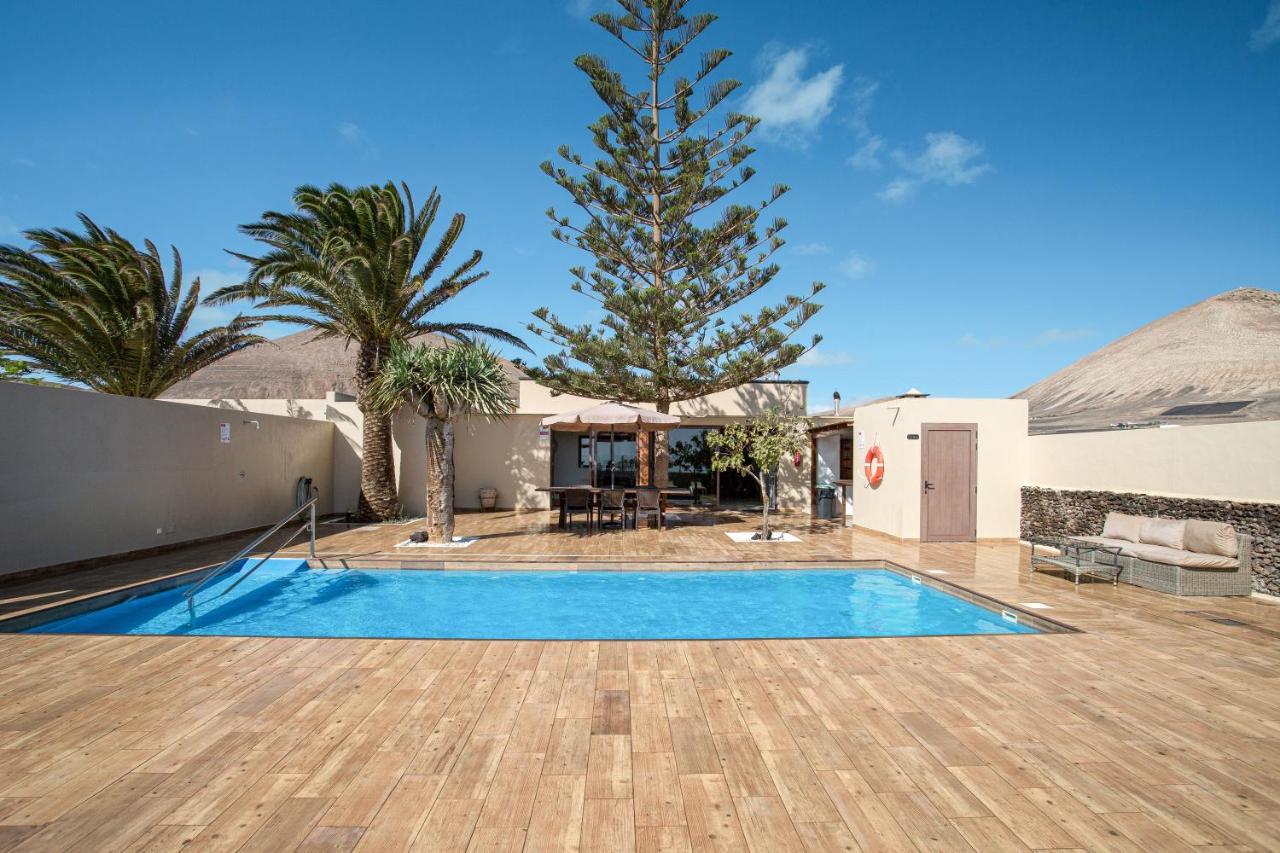 Villa Santana Conil ภายนอก รูปภาพ