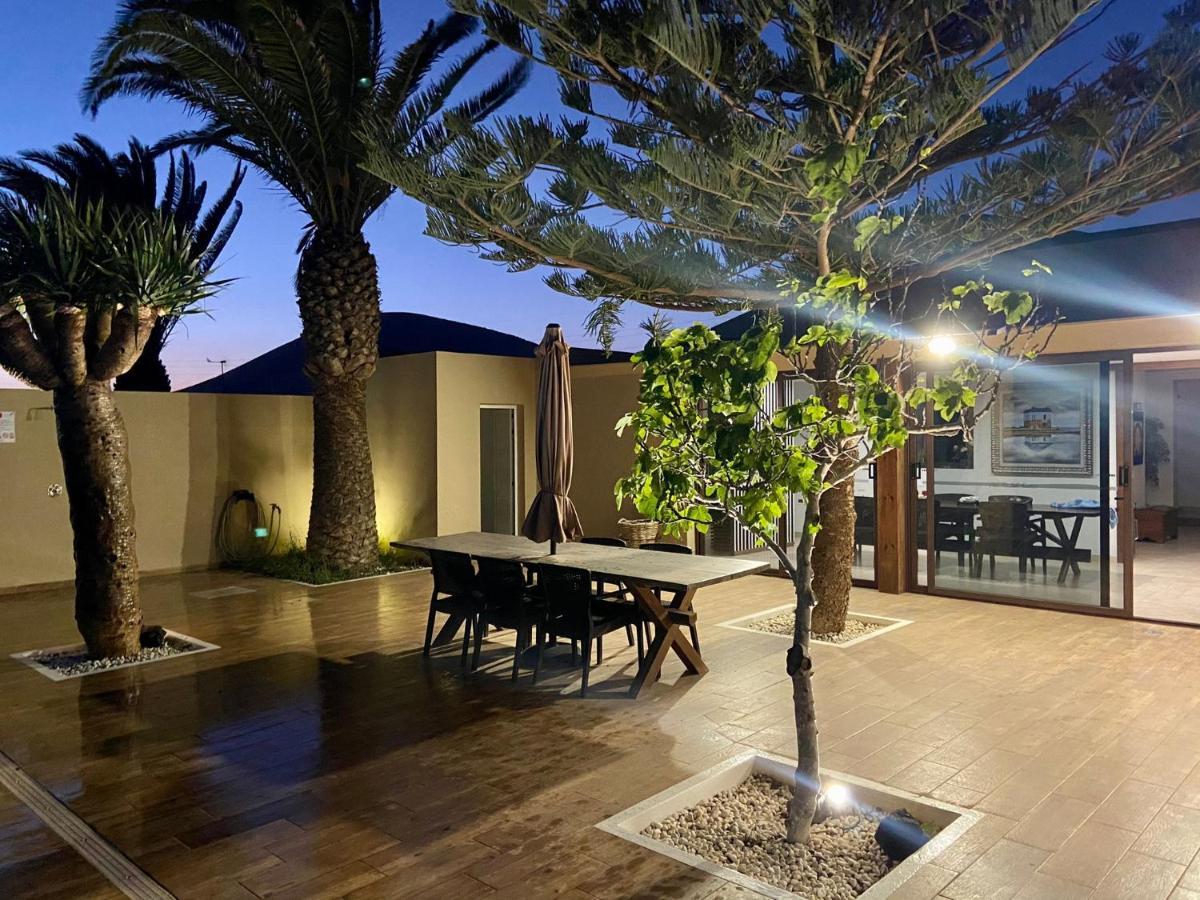 Villa Santana Conil ภายนอก รูปภาพ